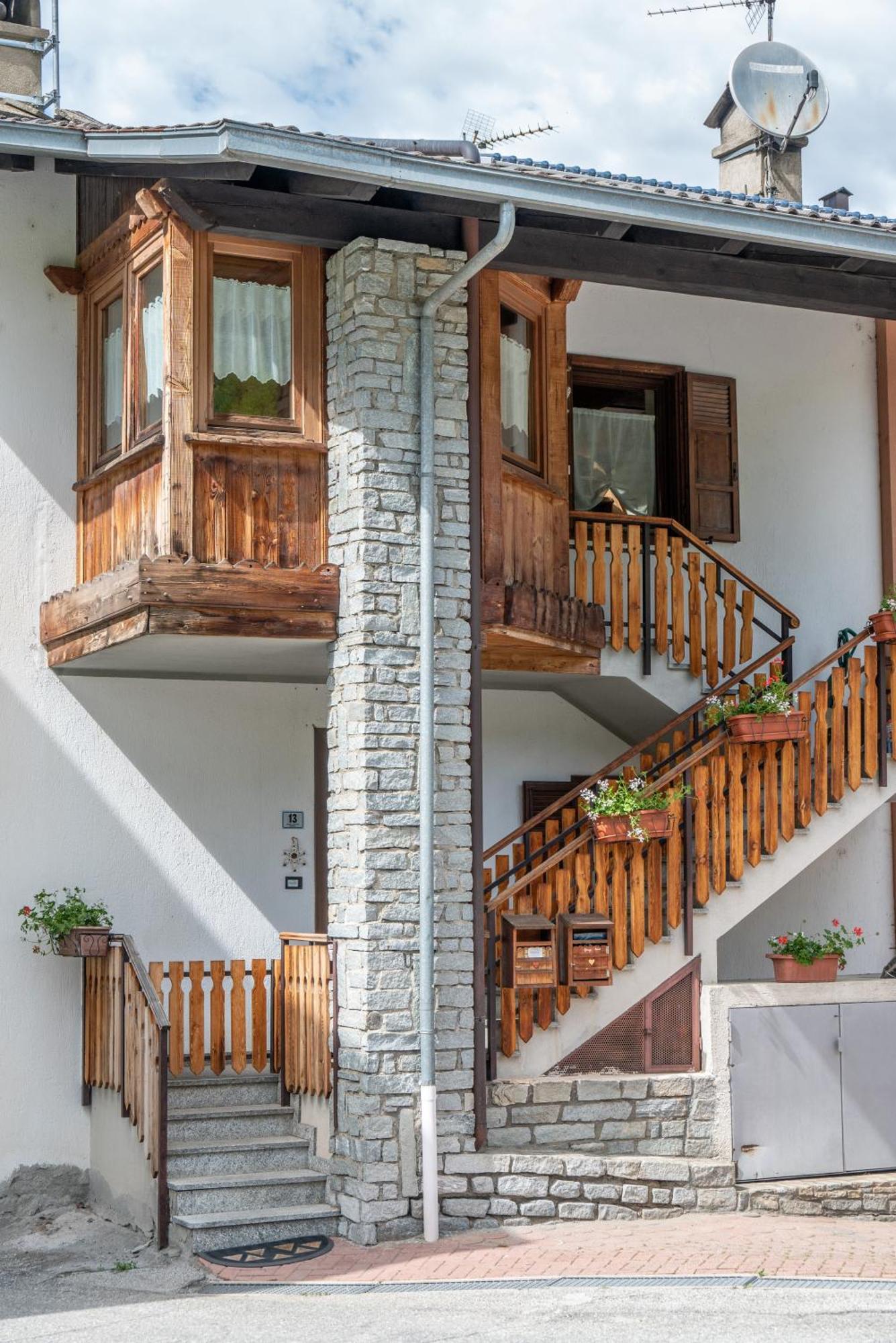 Casa Kristel Cir Comunale N 14 Аоста Екстер'єр фото