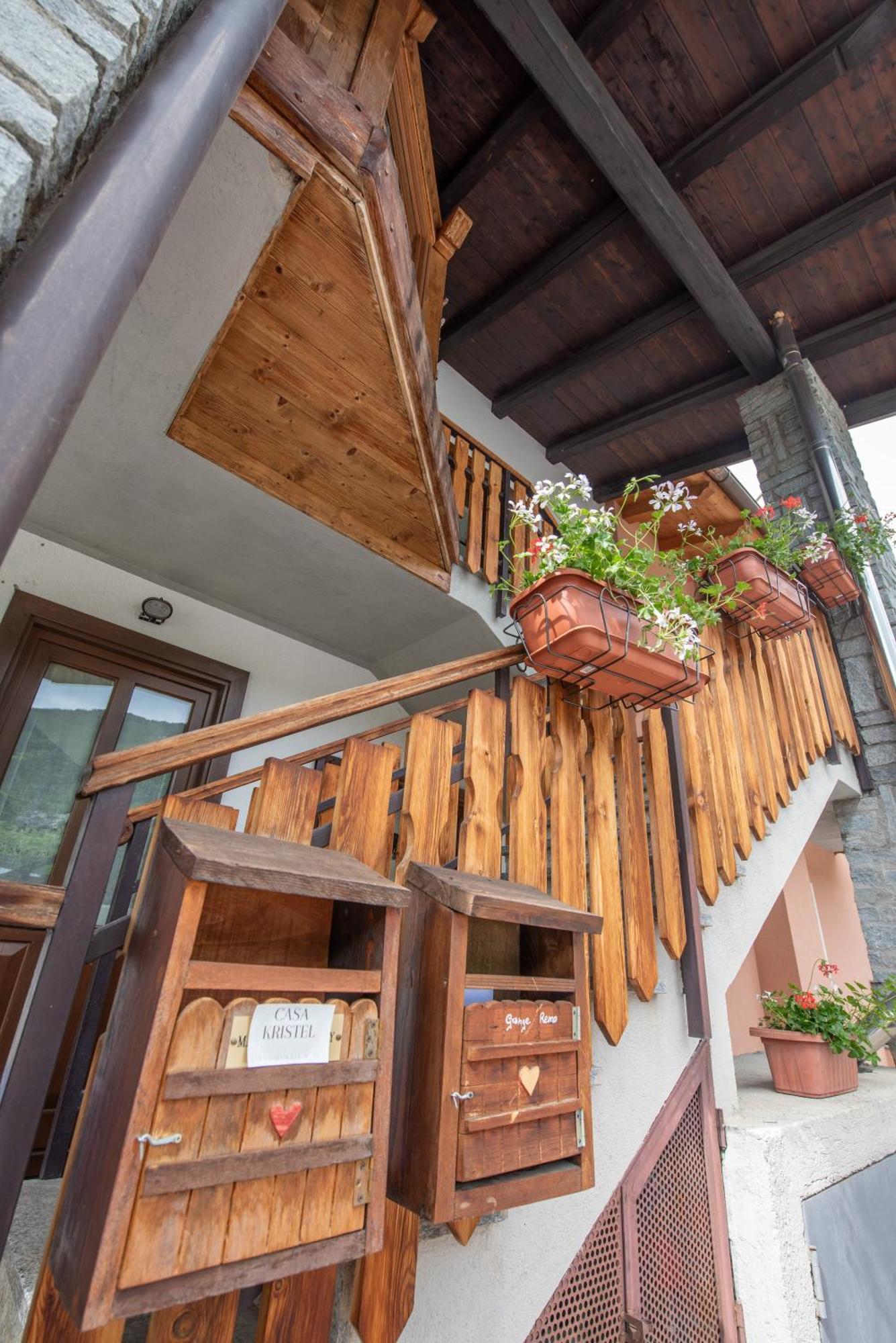 Casa Kristel Cir Comunale N 14 Аоста Екстер'єр фото