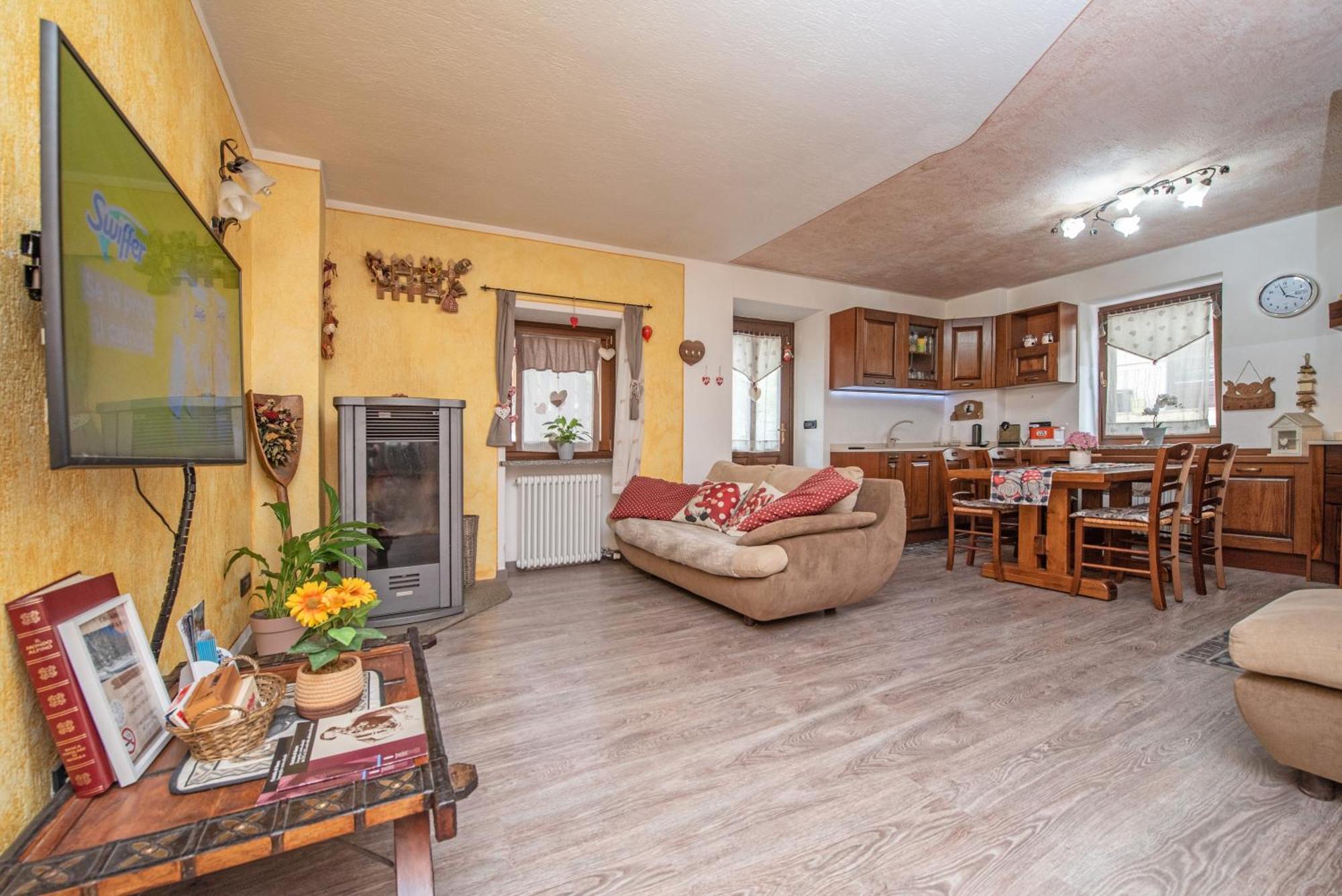 Casa Kristel Cir Comunale N 14 Аоста Екстер'єр фото